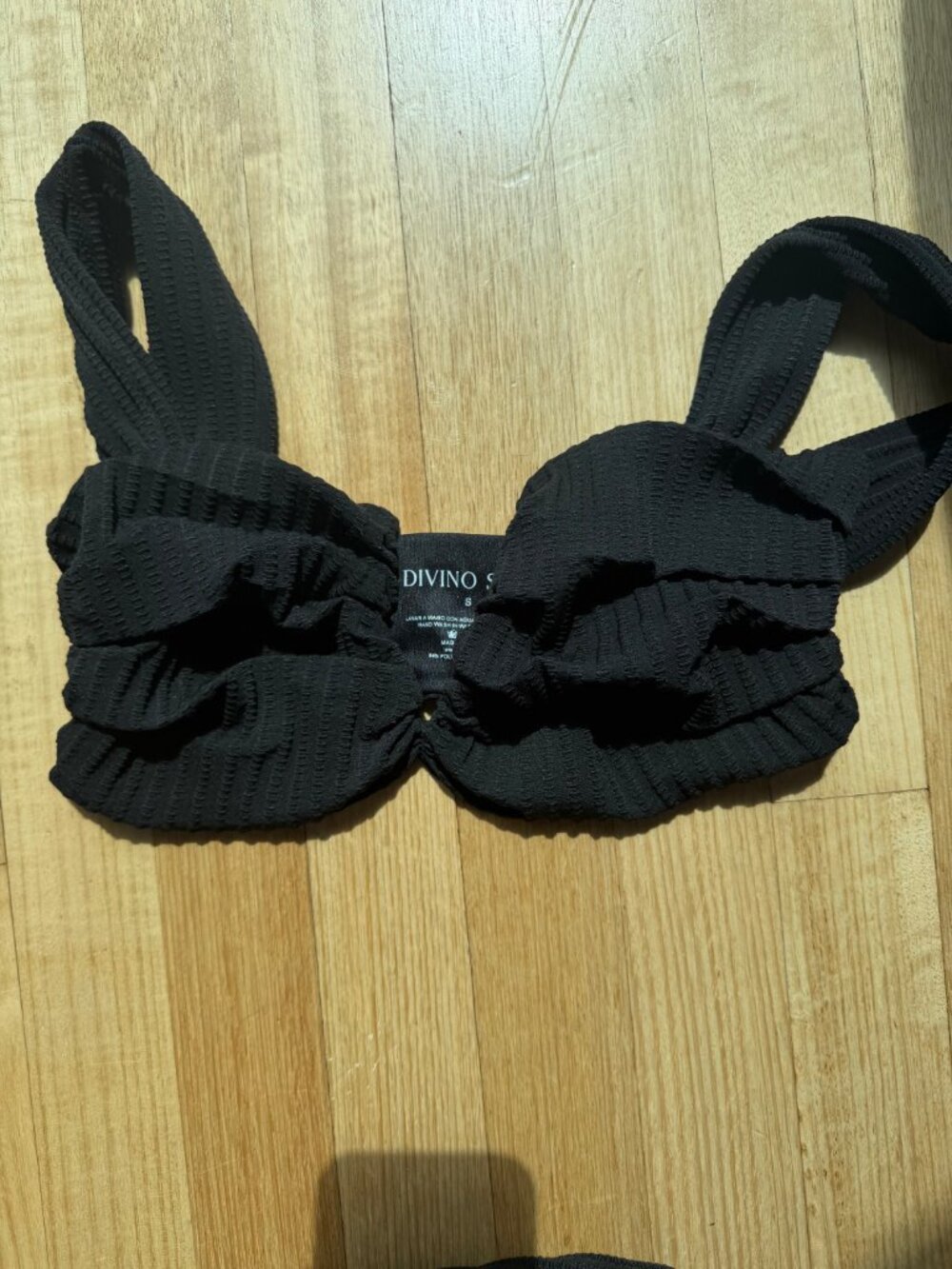 Divino Seas Black Ruched Bikini Top Size Small